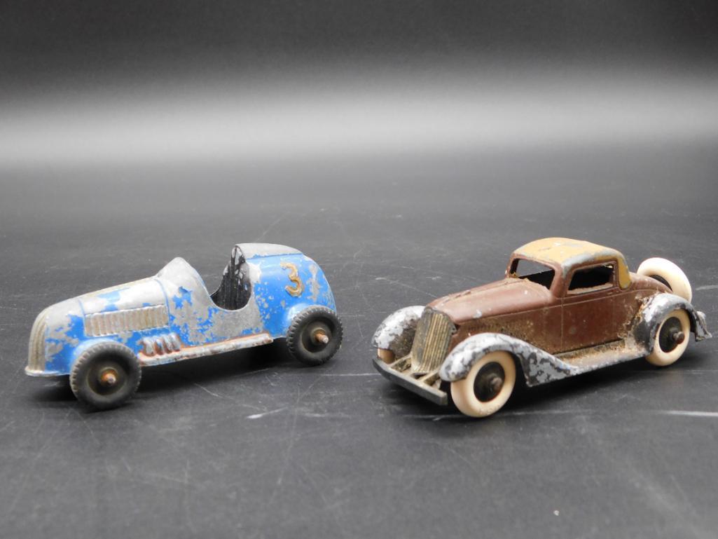 TOOTSIETOY CARS SET OF 2 TOYS (1 of 4)