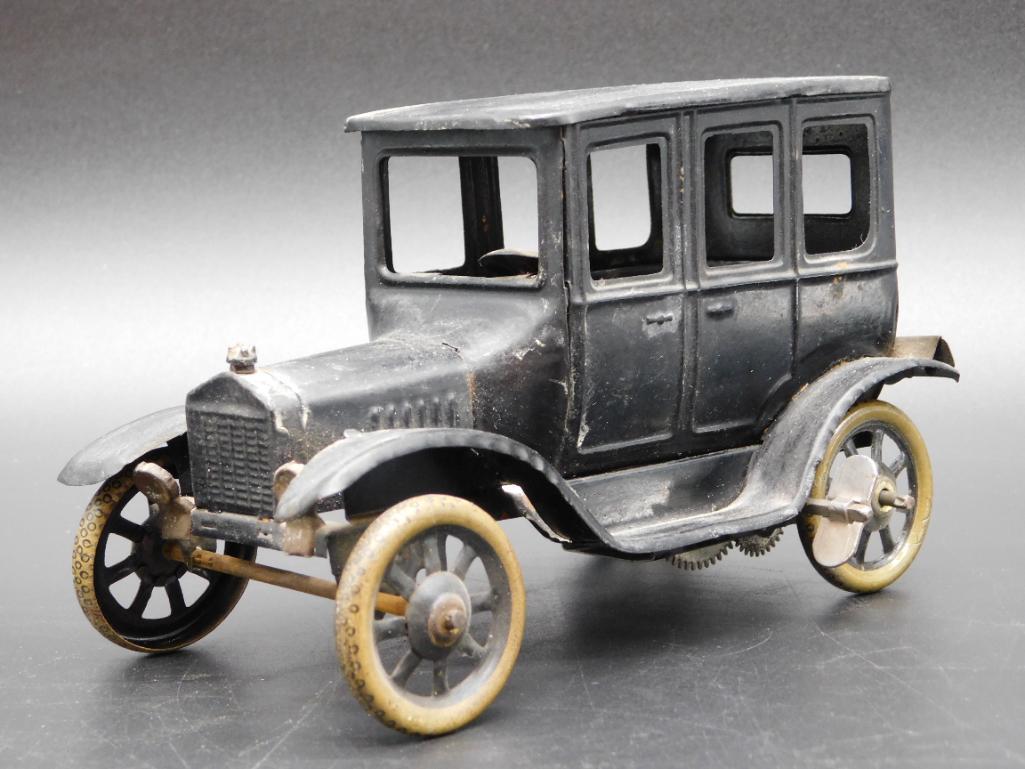 GERMAN CAR TIN TOY VINTAGE ANTIQUE (1 of 5)
