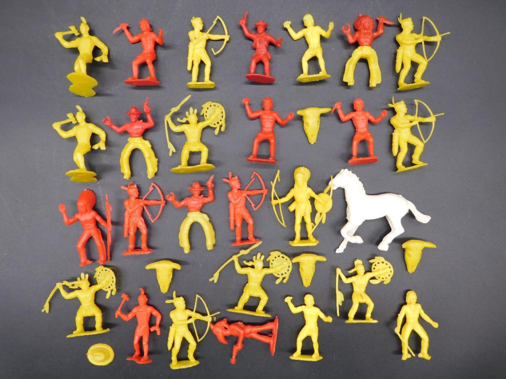 PLASTIC MIXED LOT TOYS: PLASTIC MIXED LOT TOYS *** Thank you for attending HATMAN AUCTIONS! Yes, we ship all items that are not oversized. Please see photos for measurements and description. SPECIAL NOTICE: Many items are PI
