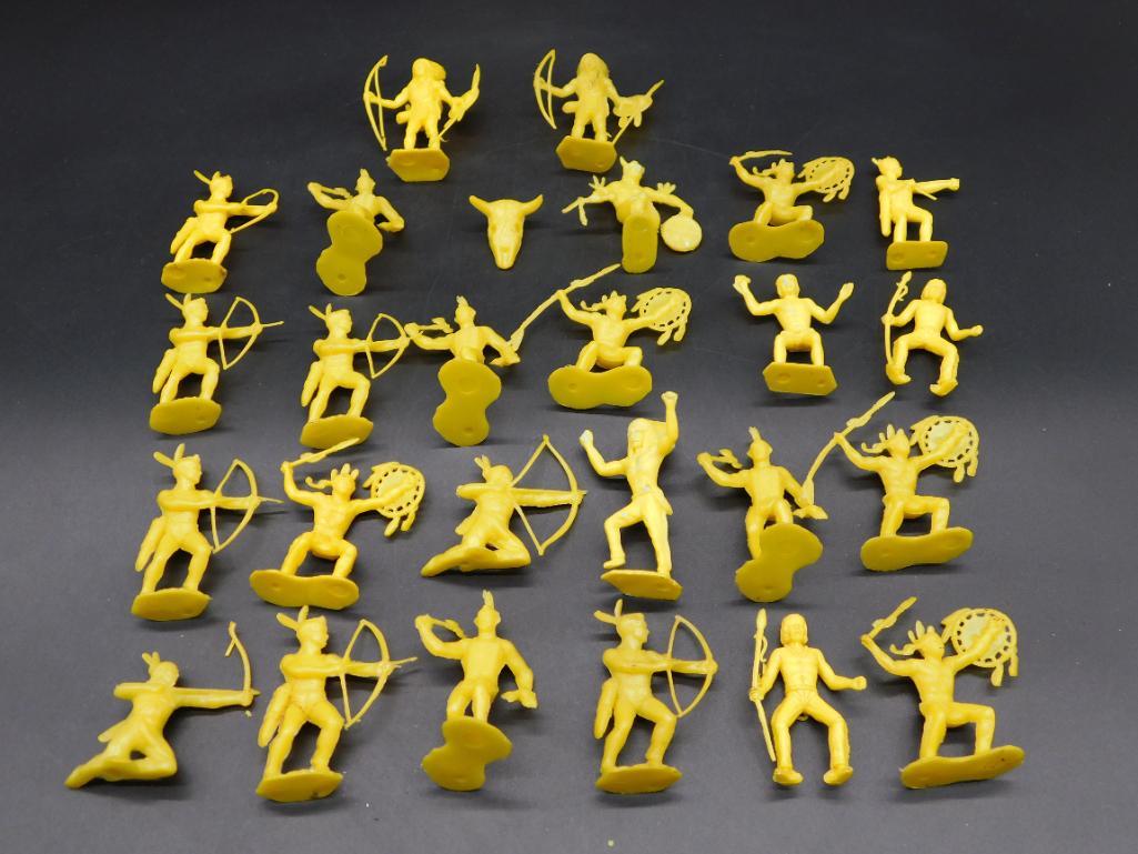 BULK LOT OF PLASTIC TOYS VINTAGE ANTIQUE: BULK LOT OF PLASTIC TOYS VINTAGE ANTIQUE *** Thank you for attending HATMAN AUCTIONS! Yes, we ship all items that are not oversized. Please see photos for measurements and description. SPECIAL NOTICE: