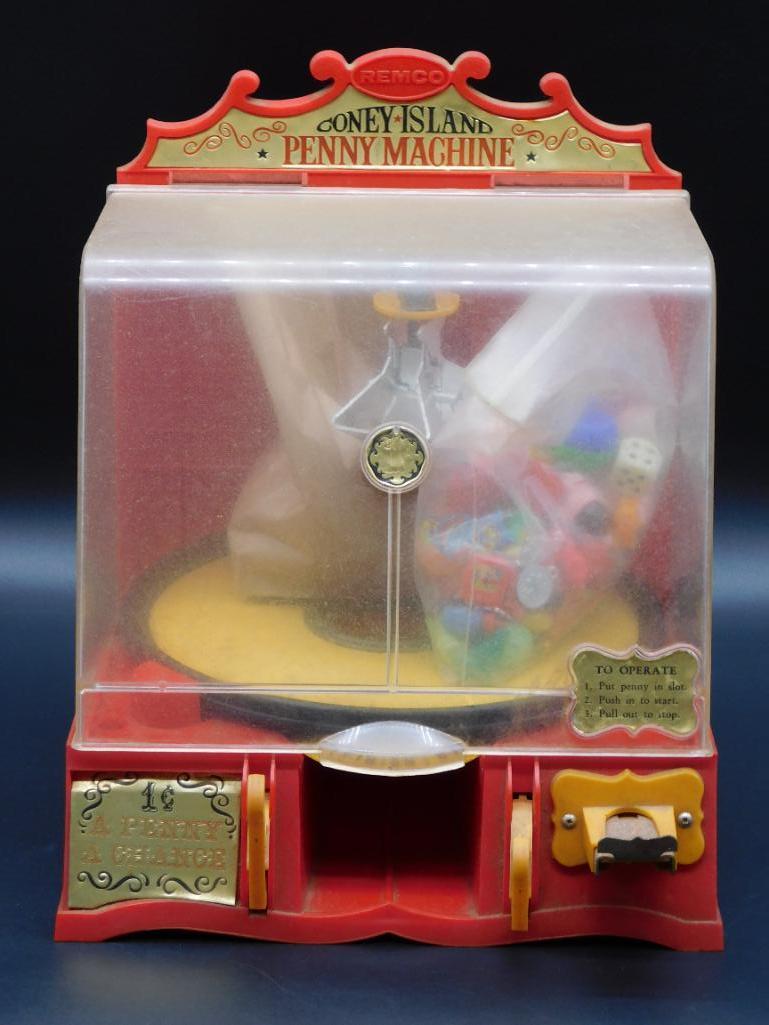 REMCO CONEY ISLAND PENNY MACHINE COIN OP GAME (1 of 4)