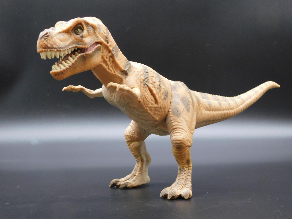 T-REX FIGURINE TOY: T-REX FIGURINE TOY *** Thank you for attending HATMAN AUCTIONS! Yes, we ship all items that are not oversized. Please see photos for measurements and description. SPECIAL NOTICE: Many items are PICK U
