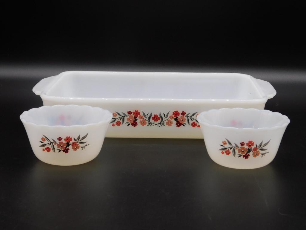 FIRE KING RED AND PINK FLOWER CASSEROLE DISH WITH 2 (1 of 3)