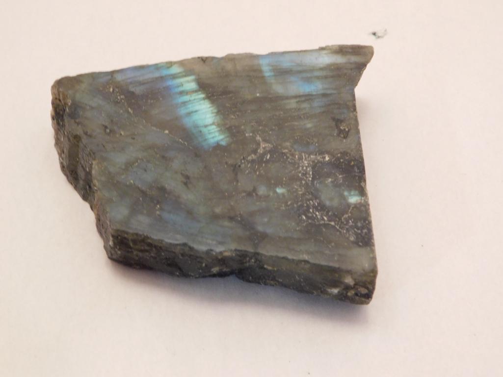 LABRADORITE ROCK STONE LAPIDARY SPECIMEN: Thank you for attending HATMAN AUCTIONS! Please see photos for measurements and descriptions. If you purchase lots of heavy items, we can hold them for you until you can pick them up. *We are an aucti