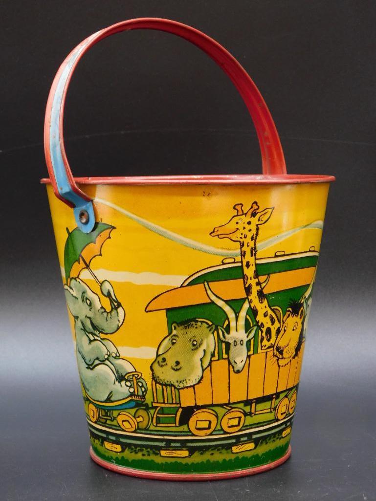 CIRCUS TRAIN SAND PAIL VINTAGE ANTIQUE (1 of 4)