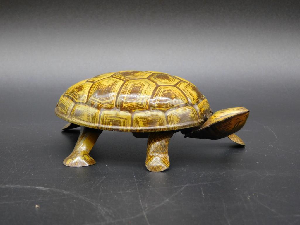 TURTLE WIND-UP TIN TOY VINTAGE ANTIQUE (1 of 4)