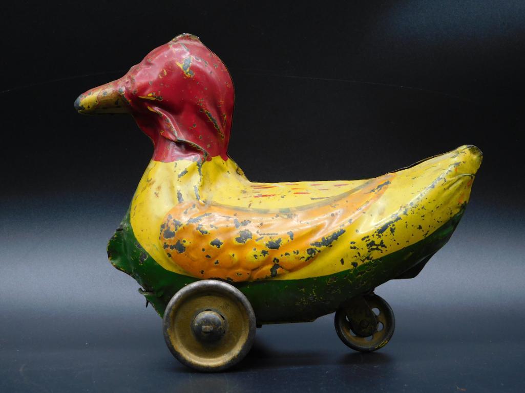 METAL DUCK FRICTION TOY VINTAGE ANTIQUE: METAL DUCK FRICTION TOY VINTAGE ANTIQUE