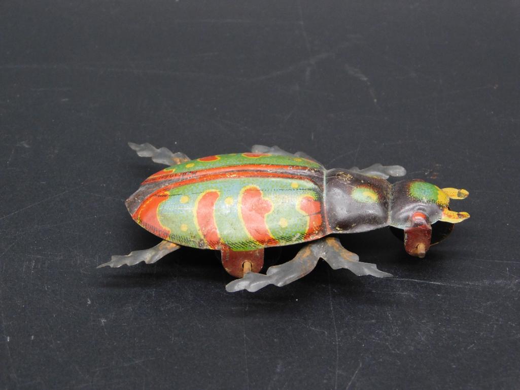 BEETLE TIN TOY VINTAGE ANTIQUE (1 of 4)