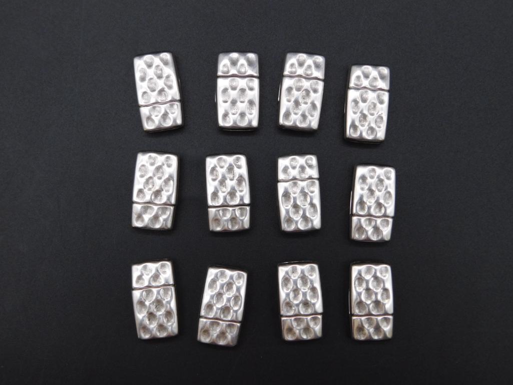 ANTIQUE SILVER-PLATED CHECKERBOARD MAGNETIC CLASPS: ANTIQUE SILVER-PLATED CHECKERBOARD MAGNETIC CLASPS *** Thank you for attending HATMAN AUCTIONS! Yes, we ship all items that are not oversized. Please see photos for measurements and description. SPECI