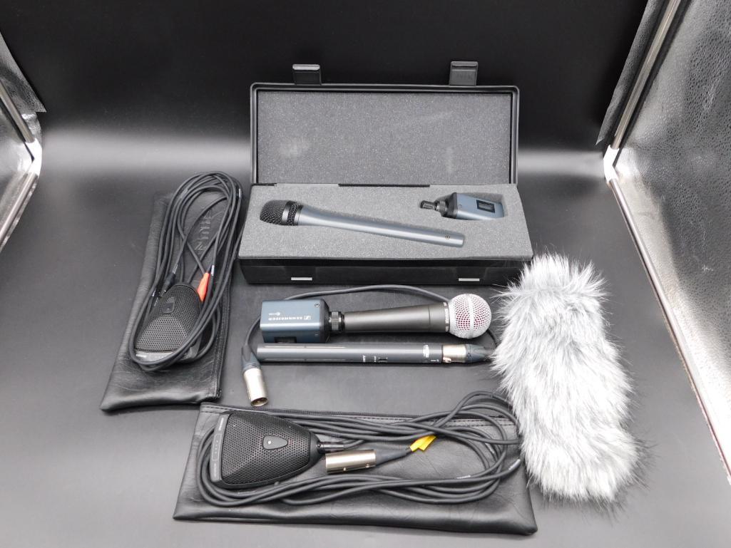 MIXED SOUND EQUIPMENT (1 of 10)