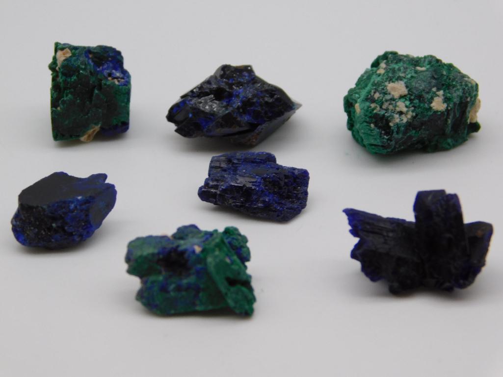 MALACHITE AND AZURITE PIECES ROCK STONE LAPIDARY: Thank you for attending HATMAN AUCTIONS! Yes, we ship all items that are not oversized. Please see photos for measurements and description. SPECIAL NOTICE: Many items are PICK UP ONLY by APPOINTMENT O