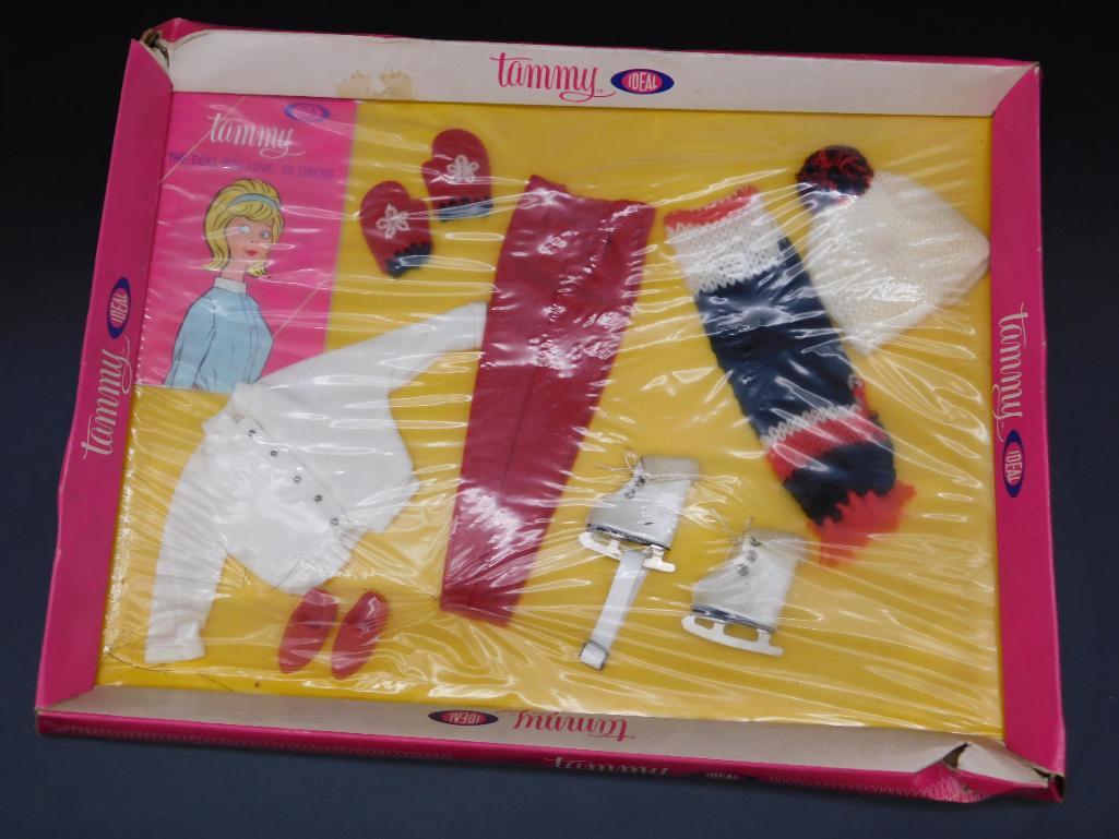 TAMMY DOLL ICE SKATING OUTFIT VINTAGE ANTIQUE: TAMMY DOLL ICE SKATING OUTFIT VINTAGE ANTIQUE