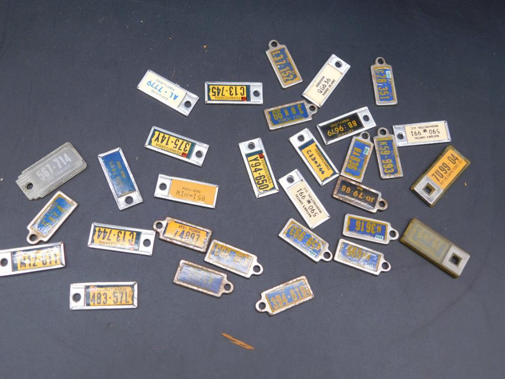 DISABLED AMERICAN VETERANS KEY CHAINS ADVERTISING AUTOMOBILIA VINTAGE ANTIQUE (1 of 3)