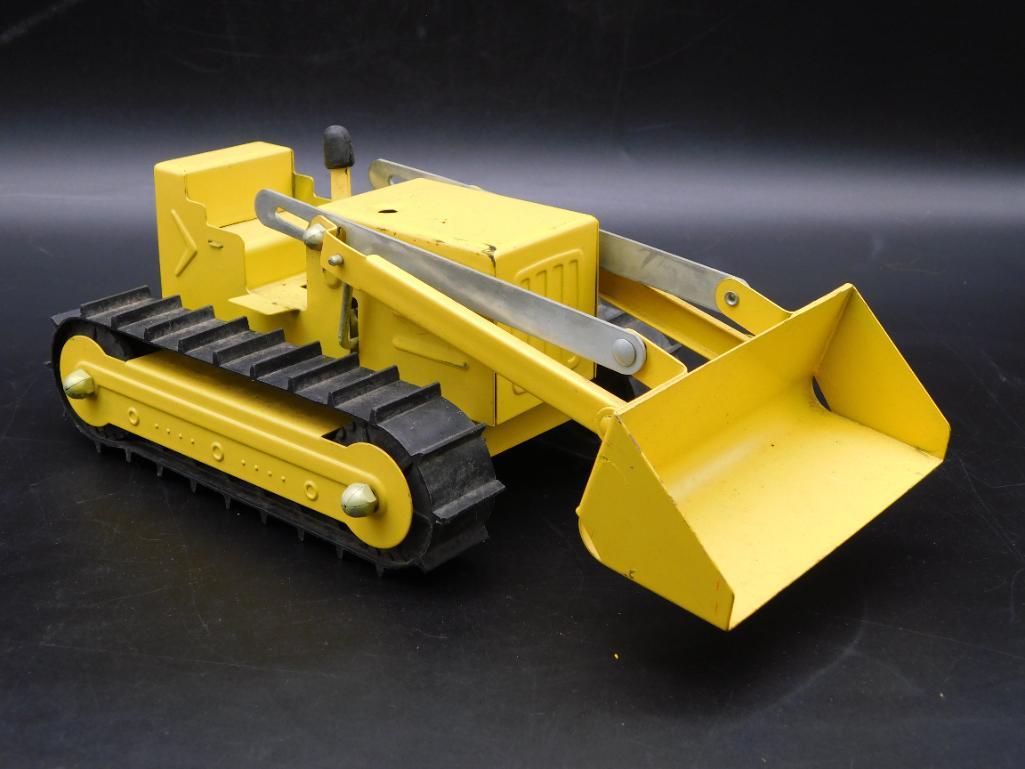 YELLOW METAL BULLDOZER TOY VINTAGE ANTIQUE: YELLOW METAL BULLDOZER TOY VINTAGE ANTIQUE