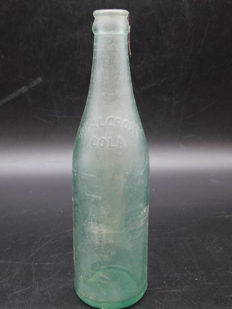 ROYAL CROWN COLA GLASS BOTTLE VINTAGE ANTIQUE: ROYAL CROWN COLA GLASS BOTTLE VINTAGE ANTIQUE