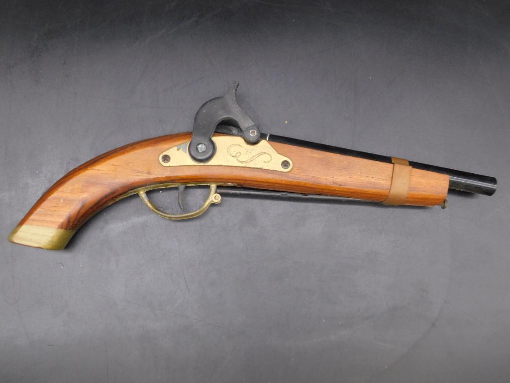 CAP GUN VINTAGE ANTIQUE TOY: CAP GUN VINTAGE ANTIQUE TOY