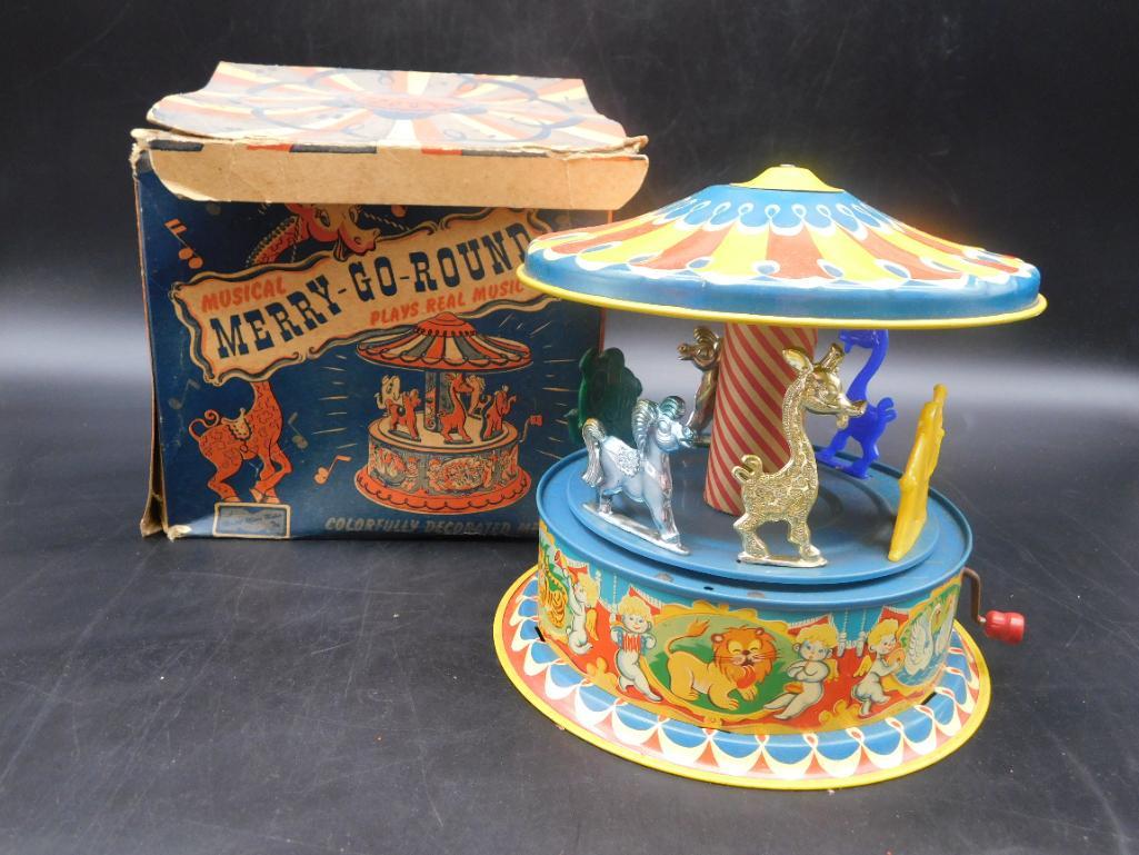 MERRY-GO-ROUND WITH ORIGINAL PACKAGING TOY VINTAGE ANTIQUE COLLECTIBLE: MERRY-GO-ROUND WITH ORIGINAL PACKAGING TOY VINTAGE ANTIQUE COLLECTIBLE