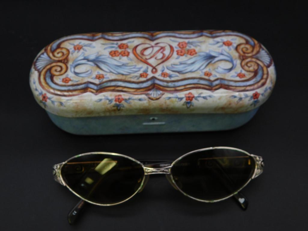 VINTAGE SPECTACLES WITH CARRYING CASE: VINTAGE SPECTACLES WITH CARRYING CASE