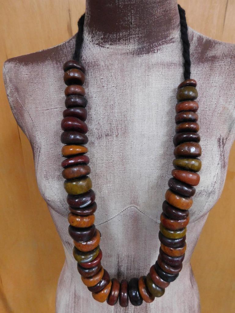 ANTIQUE AMBER RESIN AFRICAN TRADE BEADS VINTAGE ANTIQUE: ANTIQUE AMBER RESIN AFRICAN TRADE BEADS VINTAGE ANTIQUE