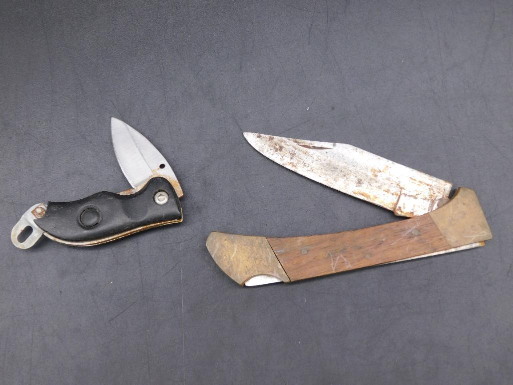 2 POCKET KNIFE TOOLS VINTAGE COLLECTIBLE (1 of 2)