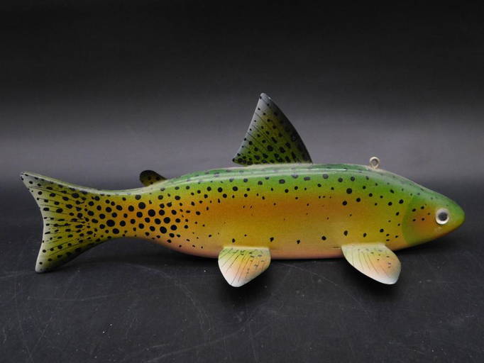 WOODEN TROUT DECOY SIGNED BY ARTIST VINTAGE ANTIQUE Jan 01, 2023