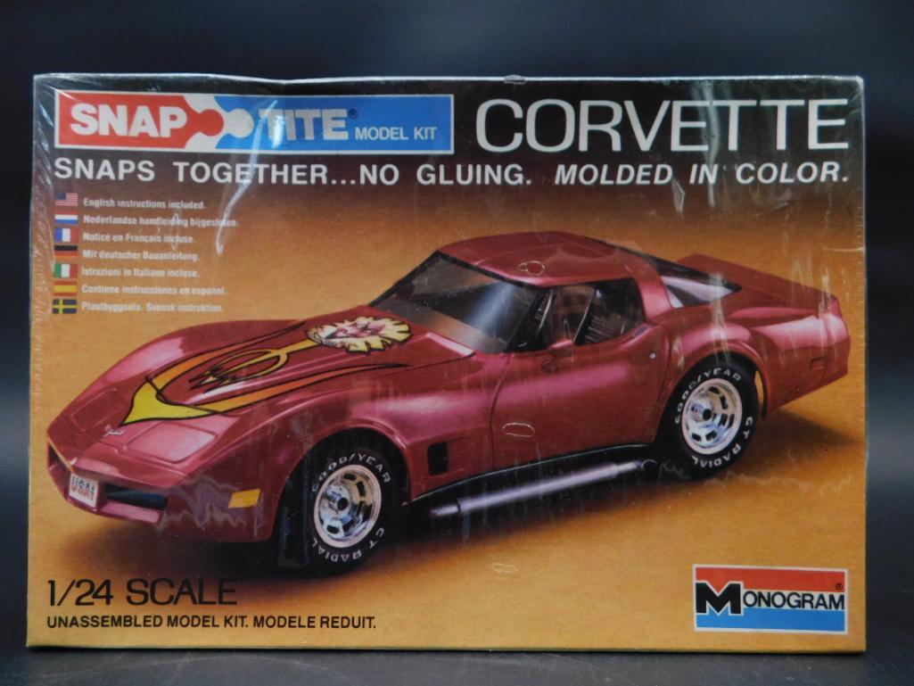 MONOGRAM SNAP TITE CORVETTE MODEL KIT VINTAGE ANTIQUE (1 of 3)