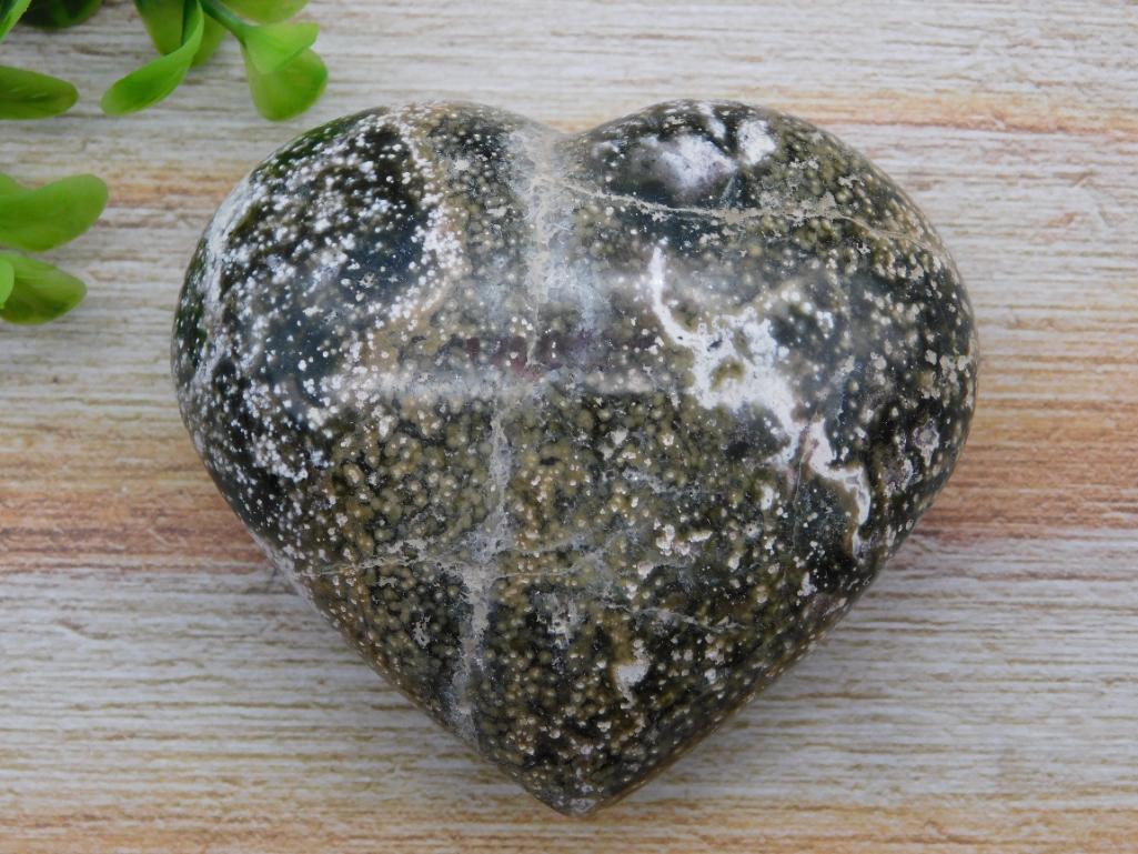 OCEAN JASPER HEART ROCK STONE LAPIDARY SPECIMEN: OCEAN JASPER HEART ROCK STONE LAPIDARY SPECIMEN--WELCOME TO HATMAN AUCTIONS! SPECIAL NOTICE: Please see photos for measurements and descriptions. ***Yes, we have in house shipping with MANY REPEAT CUS
