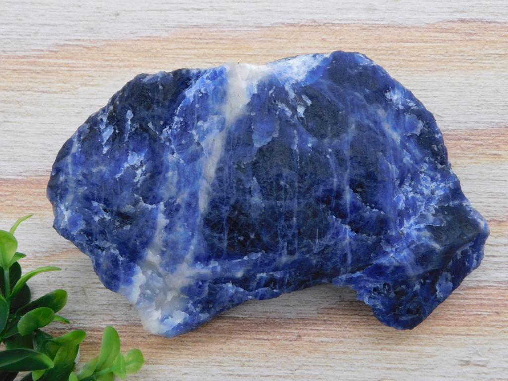 1 POUND SODALITE ROCK STONE LAPIDARY SPECIMEN (1 of 2)