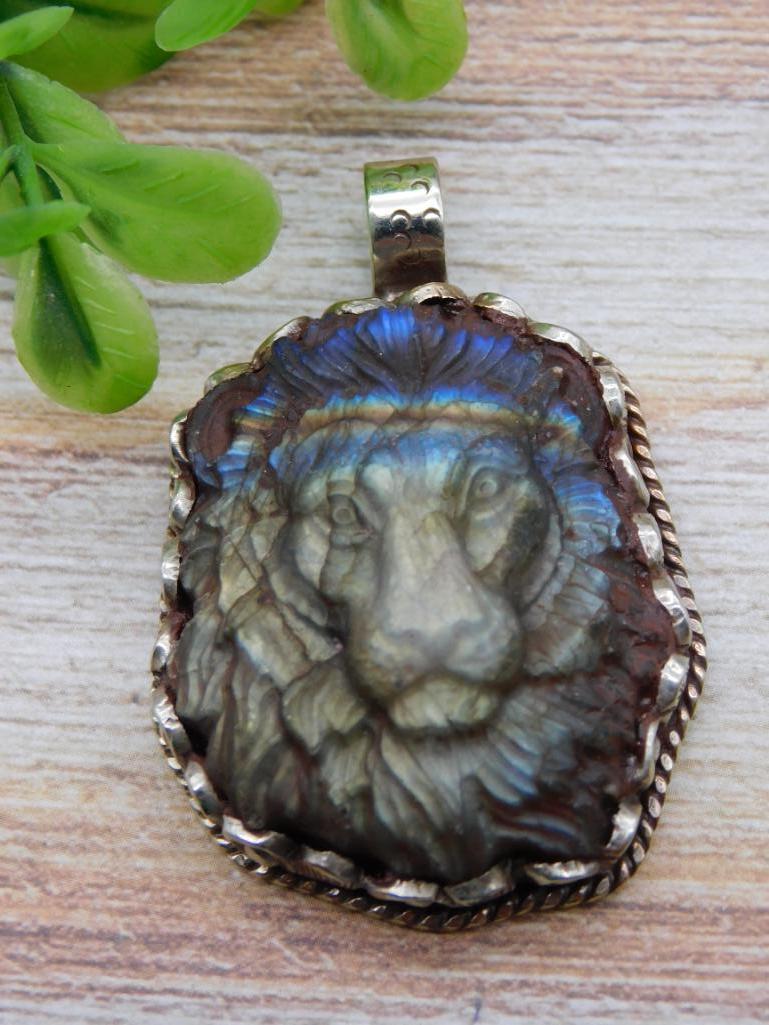 CARVED LABRADORITE PENDANT ROCK STONE LAPIDARY SPECIMEN: CARVED LABRADORITE PENDANT ROCK STONE LAPIDARY SPECIMEN