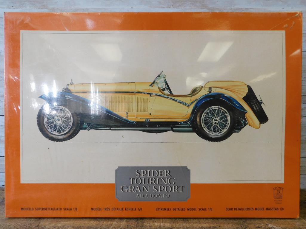 POCHER ALFA ROMEO SPIDER TOURING GRAND SPORT MODEL KIT YELLOW 1/8 SCALE: POCHER ALFA ROMEO SPIDER TOURING GRAND SPORT MODEL KIT YELLOW 1/8 SCALE