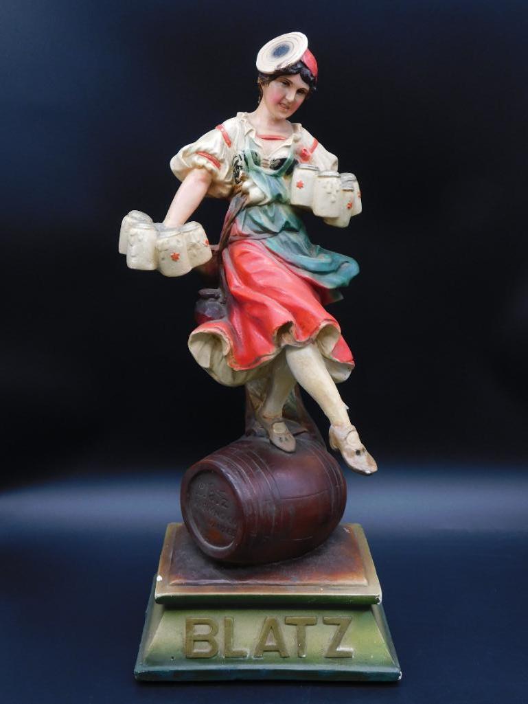 1935 BLATZ BEER ADVERTISING CHALKWARE STATUE VINTAGE ANTIQUE (1 of 8)