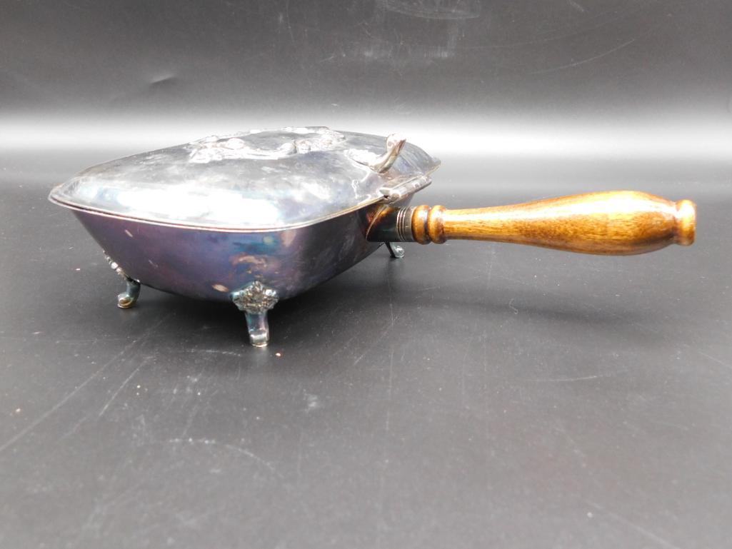 VINTAGE CRUMB CATCHER VINTAGE ANTIQUE: VINTAGE CRUMB CATCHER VINTAGE ANTIQUE