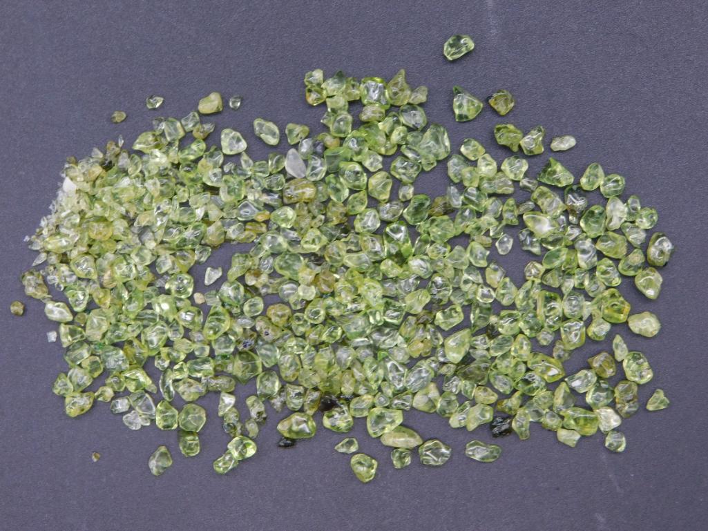 PERIDOT GEMSTONES ROCK STONE LAPIDARY SPECIMEN (1 of 2)
