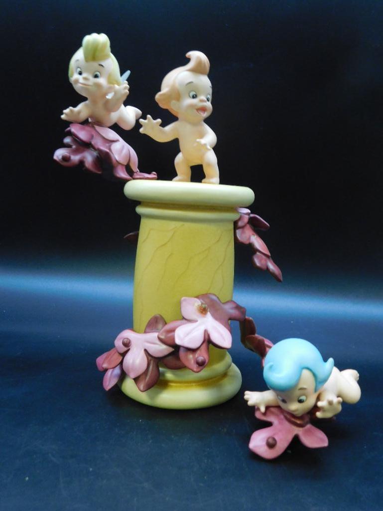 DISNEY LOVES LITTLE HELPERS FANTASIA STATUE WITH COA AND ORIGINAL BOX VINTAGE ANTIQUE (1 of 5)