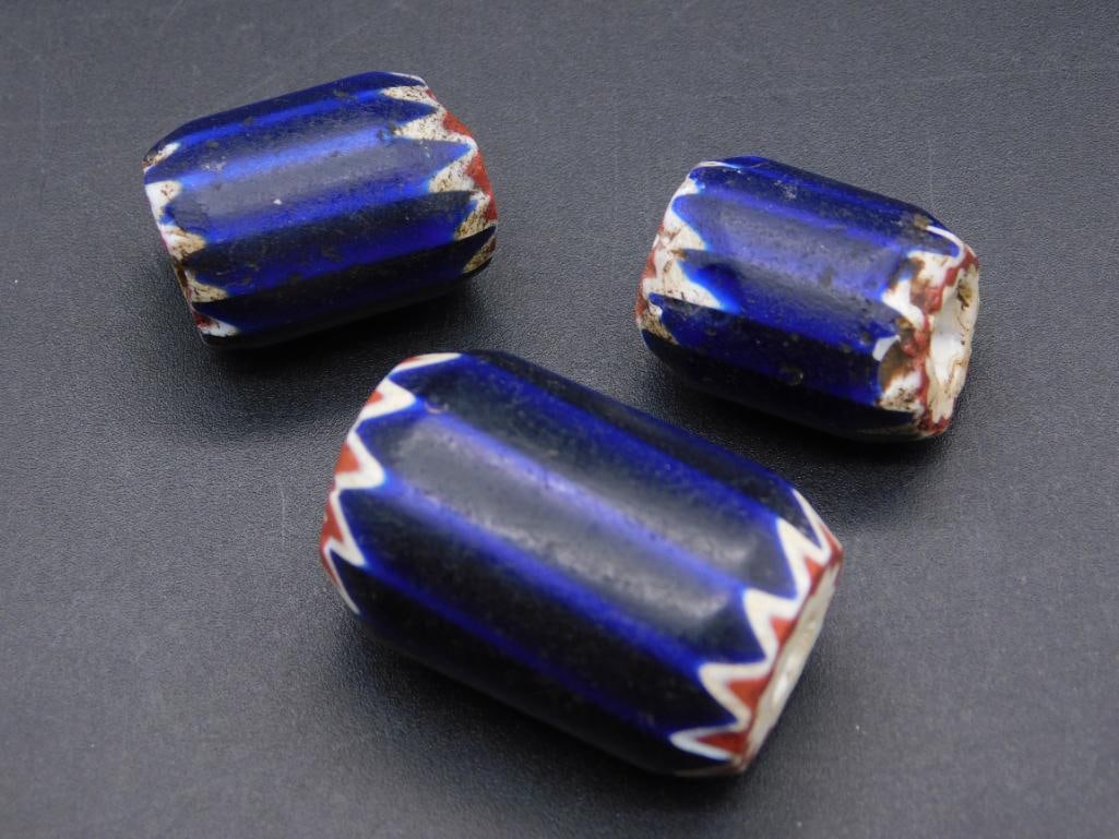 AFRICAN TRADE BEADS VINTAGE ANTIQUE: AFRICAN TRADE BEADS VINTAGE ANTIQUE