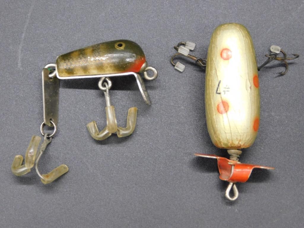 LURES SET OF 2 GAME, HUNTING, FISHING, ADVERTISING, VINTAGE, TAXIDERMY, ANTIQUE: LURES SET OF 2 GAME, HUNTING, FISHING, ADVERTISING, VINTAGE, TAXIDERMY, ANTIQUE