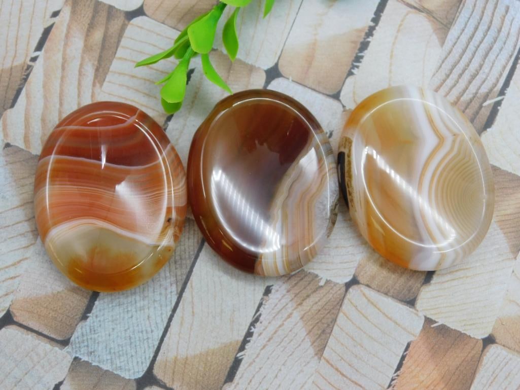 BANDED CARNELIAN ROCK STONE LAPIDARY SPECIMEN (1 of 2)