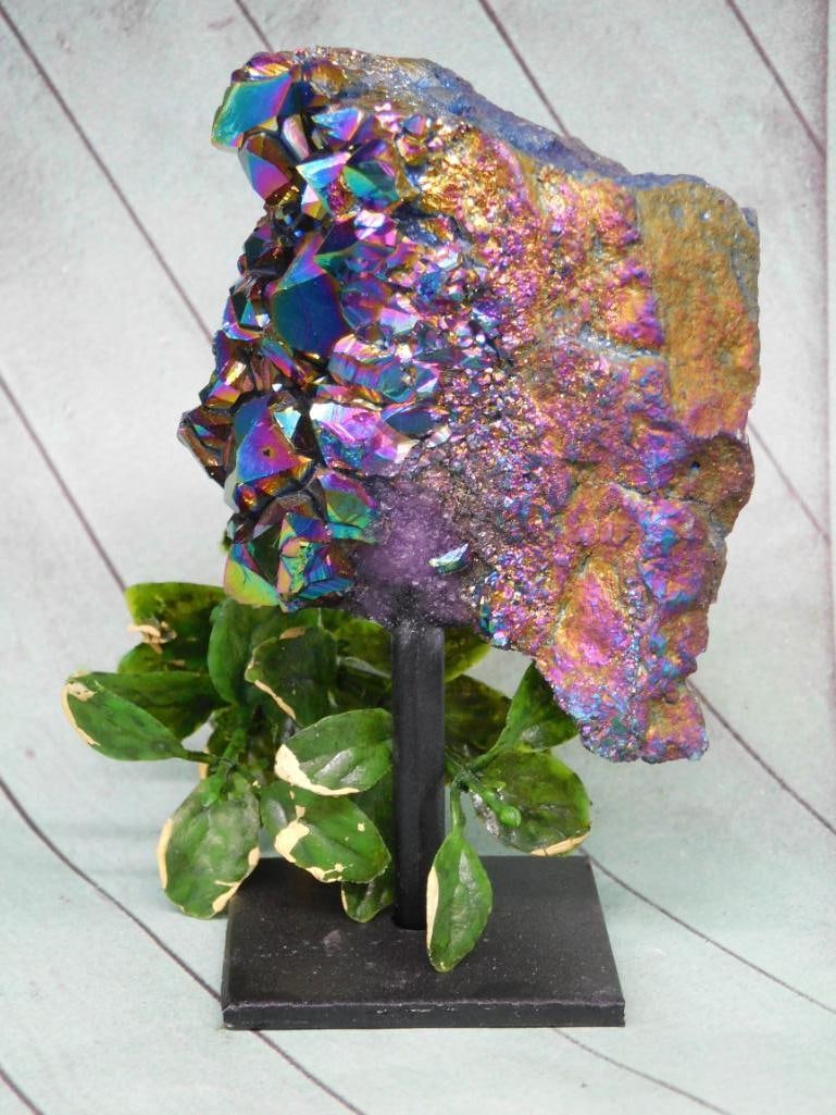 TITANIUM AMETHYST DISPLAY ROCK STONE LAPIDARY SPECIMEN: TITANIUM AMETHYST DISPLAY ROCK STONE LAPIDARY SPECIMEN