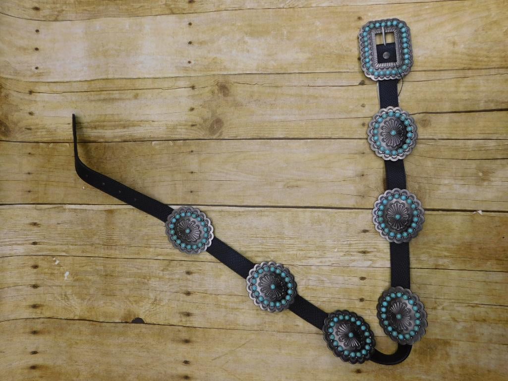 CONCHO BELT BUCKLE: CONCHO BELT BUCKLE