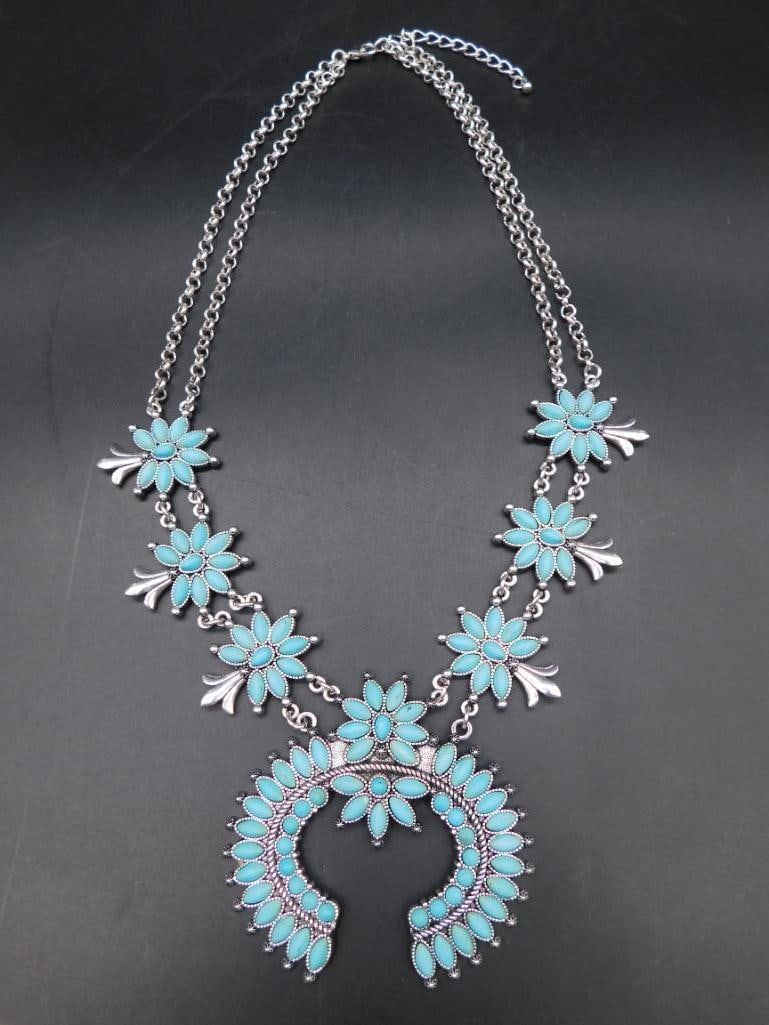 SQUASH BLOSSOM NECKLACE COSTUME JEWELRY VINTAGE ANTIQUE: SQUASH BLOSSOM NECKLACE COSTUME JEWELRY VINTAGE ANTIQUE