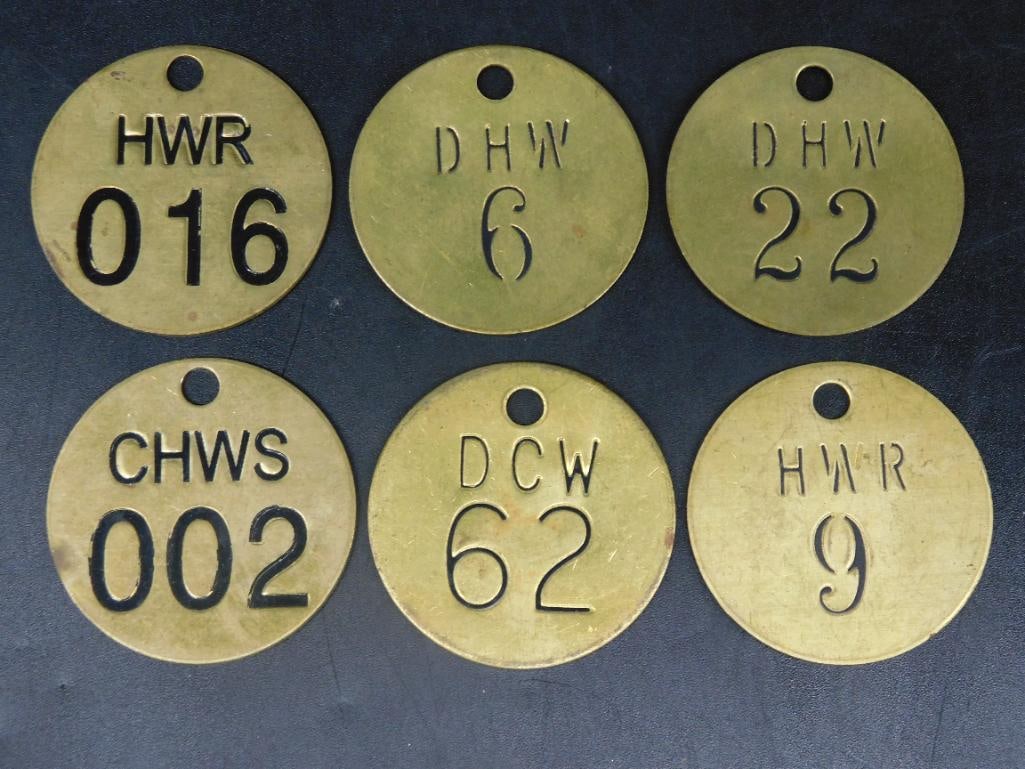VALVE BRASS NUMBER TAGS VINTAGE ANTIQUE (1 of 2)