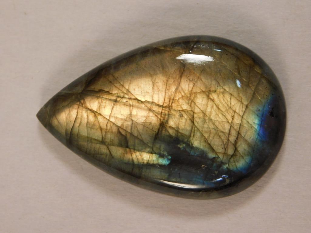 LABRADORITE CABOCHON ROCK STONE LAPIDARY SPECIMEN: LABRADORITE CABOCHON ROCK STONE LAPIDARY SPECIMEN