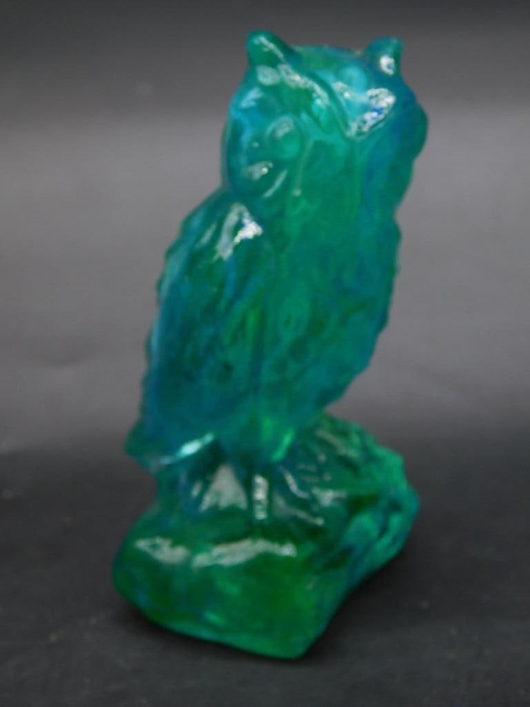 BOYD GREEN URANIUM GLASS OWL FIGURINE VINTAGE ANTIQUE: BOYD GREEN URANIUM GLASS OWL FIGURINE VINTAGE ANTIQUE