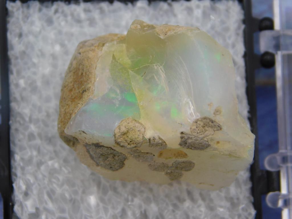 ROUGH OPAL ROCK STONE LAPIDARY SPECIMEN (1 of 2)