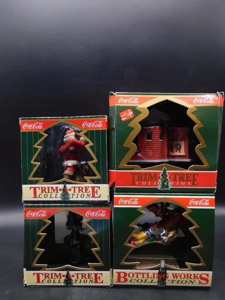 COCA-COLA CHRISTMAS ORNAMENTS: COCA-COLA CHRISTMAS ORNAMENTS
