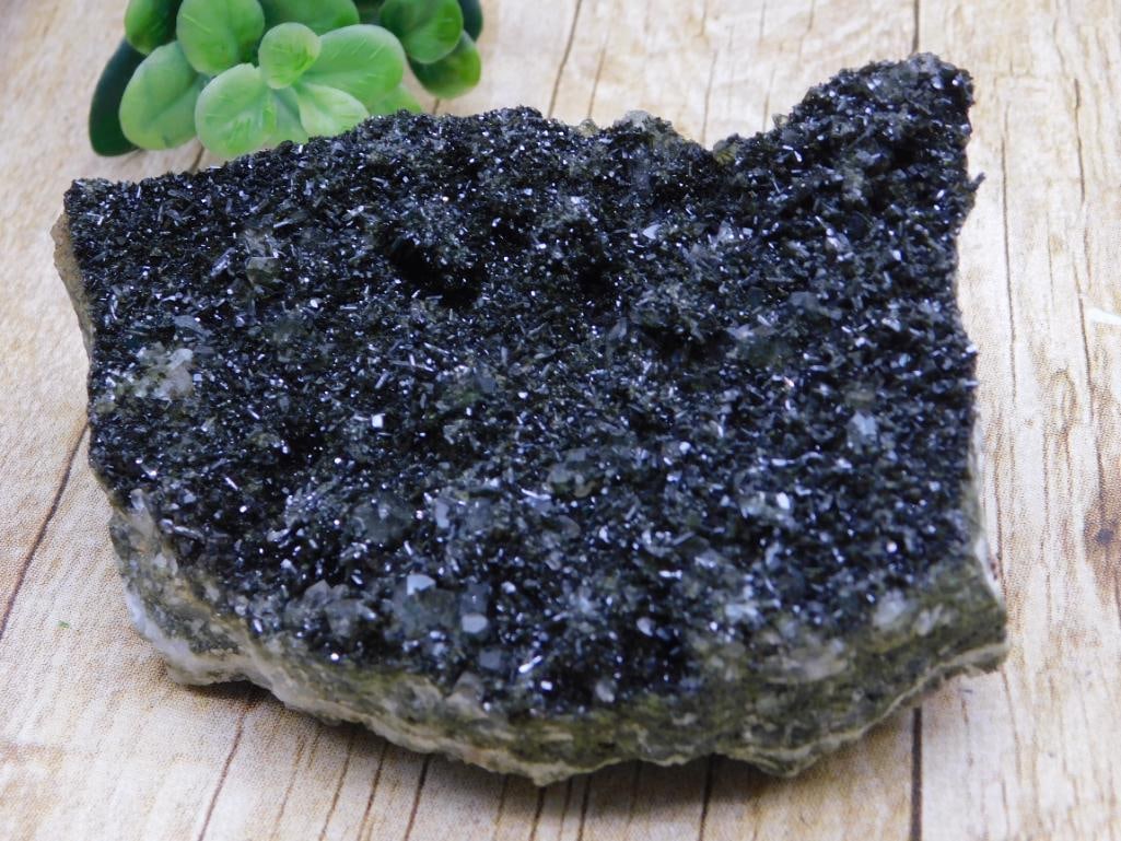 1 POUND EPIDOTE ROCK STONE LAPIDARY SPECIMEN (1 of 4)