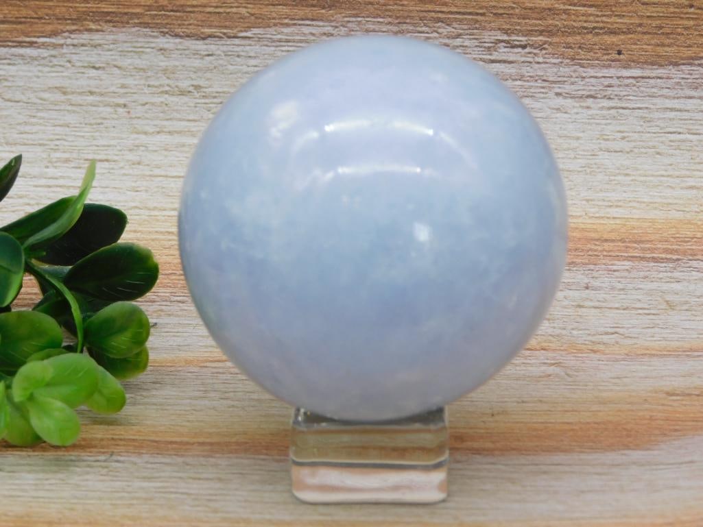 BLUE CHALCEDONY SPHERE ROCK STONE LAPIDARY SPECIMEN: BLUE CHALCEDONY SPHERE ROCK STONE LAPIDARY SPECIMEN