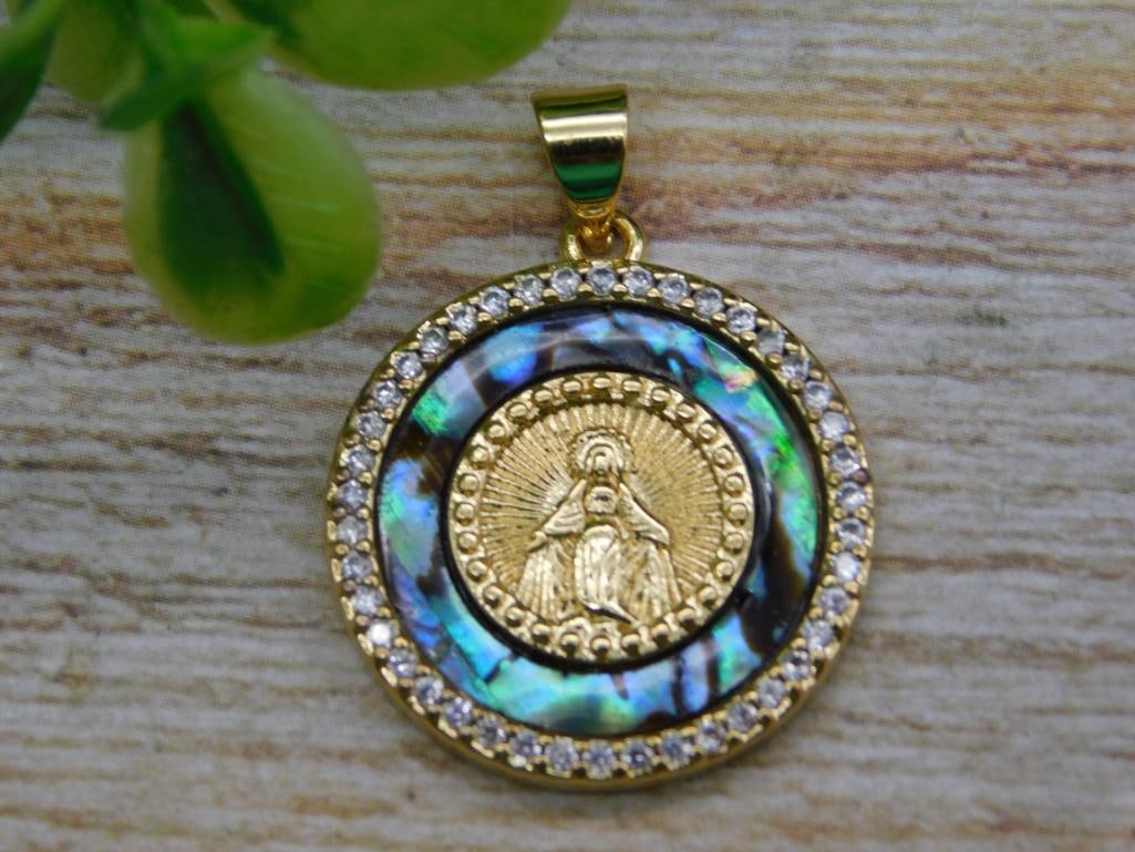 ABALONE VIRGIN MARY PENDANT ROCK STONE LAPIDARY SPECIMEN (1 of 2)