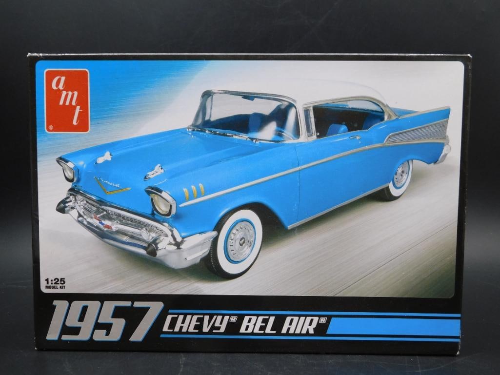 1957 CHEVY BEL AIR MODEL KIT (1 of 3)