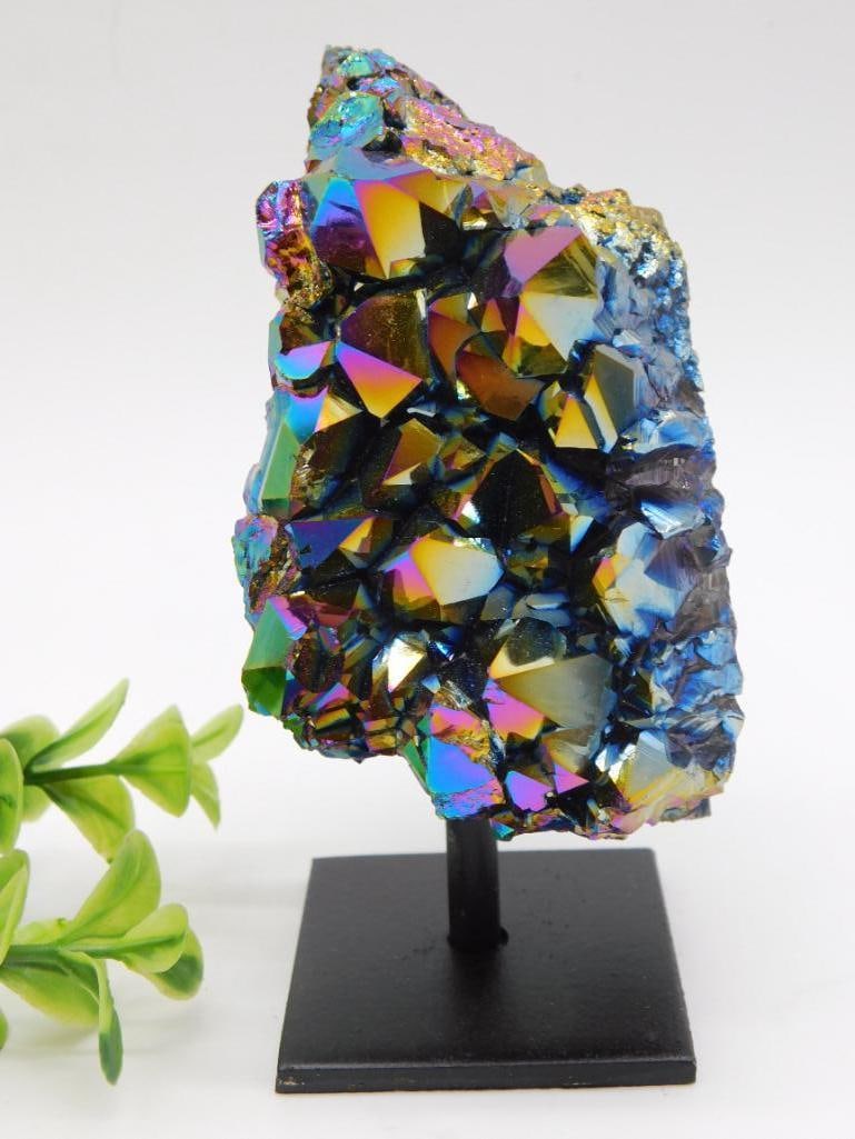 TITANIUM AMETHYST DISPLAY ROCK STONE LAPIDARY SPECIMEN: TITANIUM AMETHYST DISPLAY ROCK STONE LAPIDARY SPECIMEN